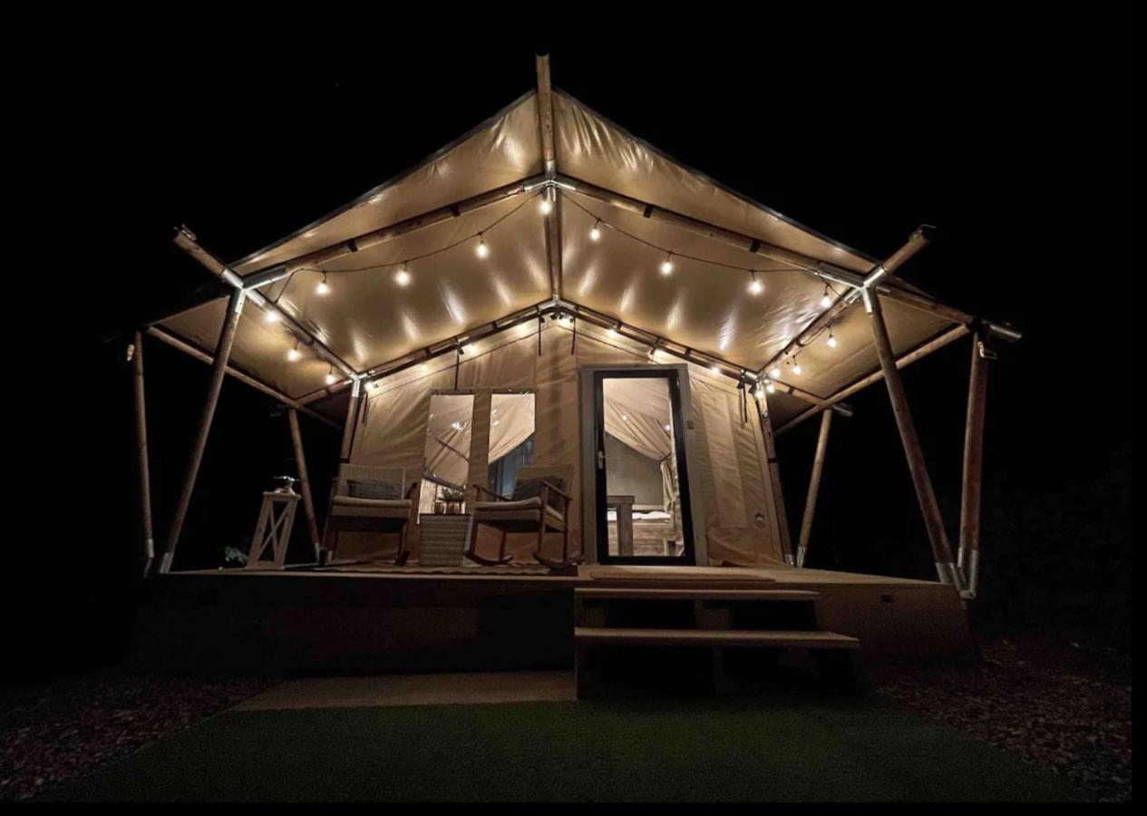 塞维尔维尔 Firefly Season Glamping酒店 外观 照片